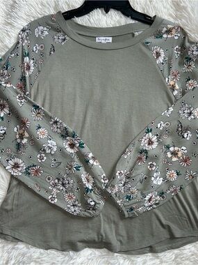 Love Fire Too - Size Large